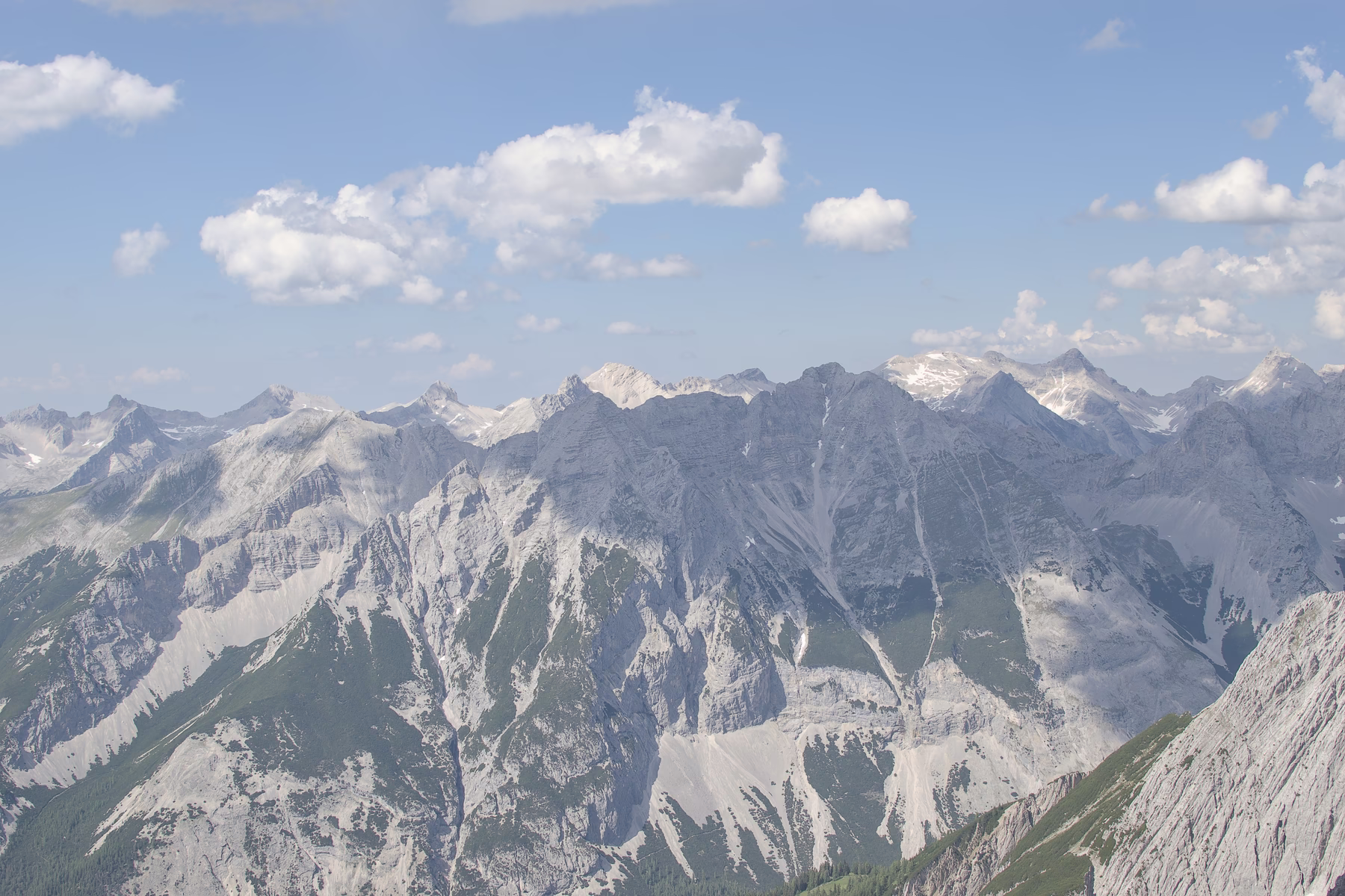Creste sopra la valle dell'Inn